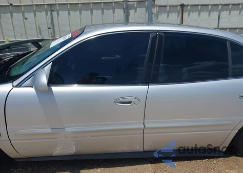 2003 Buick Lesabre Limited z USA, uszkodzony, nr VIN 1G4HR54K83U138282